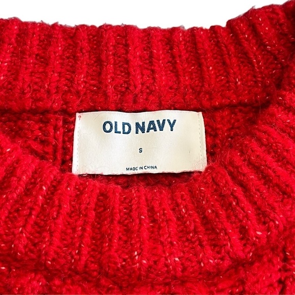 Old Navy Red Oversized Chunky Cropped Sweater Size Small - Picture 10 of 12